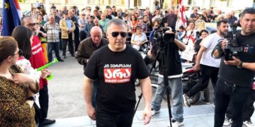 “ივანიშვილს აცვია რუსული ჩექმა და აჭერს მას ქართველი ერის კისერზე” – ივანე ბურდული