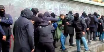 პოლიციამ ჟურნალისტი რატი მუჯირი დააკავა – მედია