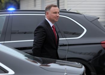 პოლონეთის პრეზიდენტის, დუდას ავტოკოლონას პეტარდა ესროლეს