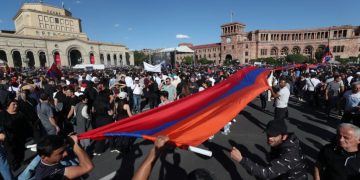 სომხეთში საპროტესტო აქციები გრძელდება – ერევანში, რესპუბლიკის მოედანზე, პოლიციაა მობილიზებული