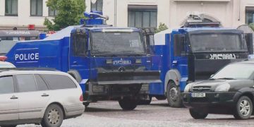 თავისუფლების მოედანზე სპეცრაზმი და წყლის ჭავლის მანქანებია მობილიზებული