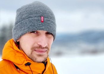 ხელისუფლება, მე იძულებული ვარ გავიდე მიტინგზე, რატომ “აიძულებთ” ამას ჩემნაირ ადამიანებს? – გაგა კაკაბაძე