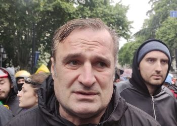 “ქვეყანაში ლურჯი ტერორია, ჩამოუშვეს რკინის ფარდა” – გია ხარჩილავა