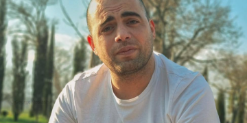 “დამონტაჟებული ჩანაწერია” – რას წერდა პოლიციაში გადაყვანამდე “გირჩი ტივის” თანამშრომელი გიორგი მოსიაშვილი