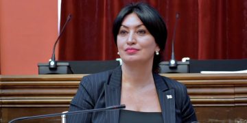 მე საქართველოში ვისვენებ ყოველთვის – გრეტა წიწავა სანქციებზე
