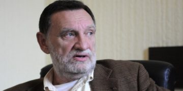 ივლიანე ხაინდრავამ სახელმწიფო მინისტრის მრჩევლის თანამდებობა დატოვა