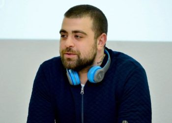 ჭავჭავაძის გამზირზე ტელეწამყვანი, ლევან აბდუშელიშვილი დააკავეს