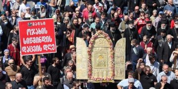 ოჯახის სიწმინდისა და მშობლების პატივისცემის დღესთან დაკავშირებით, ქაშვეთის ეკლესიიდან სამების ტაძრამდე საზეიმო მსვლელობა-ლიტანიობა გაიმართება