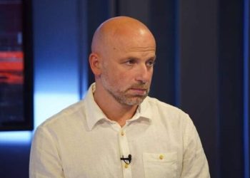 “ქართული ოცნების” ის მომხრეები, ვინც წინა რეჟიმს ებრძოდით და ახლა ამ სისასტიკეს აპრავებთ, რითი განსხვავდებით იმათგან, ვისაც ვითომ ებრძოდით?“ – მერაბ მეტრეველი