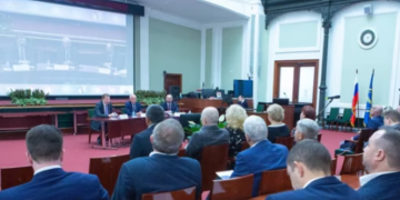 მოსკოვში საქართველოსთან ფულადი გადახდების რუბლსა და ლარზე გადასვლის იდეა განიხილეს