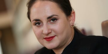„ყველას მადლობა, ვინც ახლა საქართველოს მომავლისთვის იბრძვით! მადლობა ყველას, ვინც ახლა ქუჩაში ხართ!“ – ნინო ხარატიშვილი