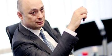 „ობრაიანის მსგავსად, მეც ვთვლი რომ ივანიშვილი რაღაცნაირად შეცდომაშია შეყვანილი და უკვე უნდა დაიწყოს იმის მიხვედრა, რომ შეცდომაშია შესული“ – გიორგი ქობულია