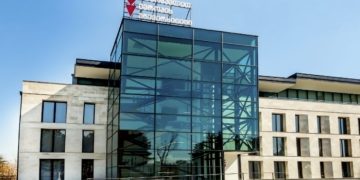 “ვუერთდებით გაფიცვას, სანამ კანონი არ იქნება გაუქმებული” – აღმოსავლეთ ევროპის უნივერსიტეტის სტუდენტები