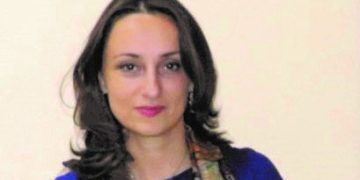 რუსთაველის ფონდს თავზე “ლაფი” დაასხა – რუსთაველის ფონდის თანამშრომელი დირექტორზე