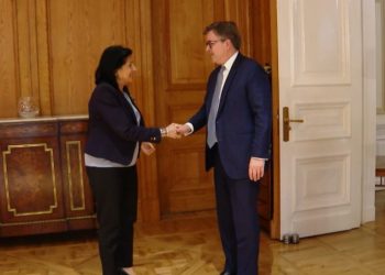 პრეზიდენტისა და ჯიმ ო’ბრაიენის შეხვედრა დათქმულ დროზე მეტხანს გაგრძელდა, საუბრის შინაარსი საჯარო არ არის