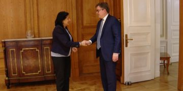 პრეზიდენტისა და ჯიმ ო’ბრაიენის შეხვედრა დათქმულ დროზე მეტხანს გაგრძელდა, საუბრის შინაარსი საჯარო არ არის