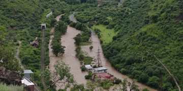 სომხეთ-საქართველოს დამაკავშირებელი გზა, წყალდიდობის გამო, დაიკეტა