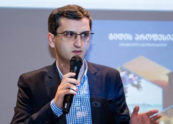 აჭარის ფინანსთა და ეკონომიკის მინისტრის მოადგილემ თანამდებობა დატოვა