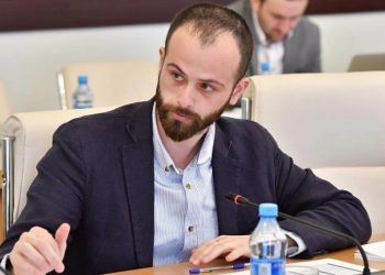 ვენეციის კომისია კატეგორიულად ურჩევს მთავრობას არსებული კანონის გაუქმებას – ვახუშტი მენაბდე