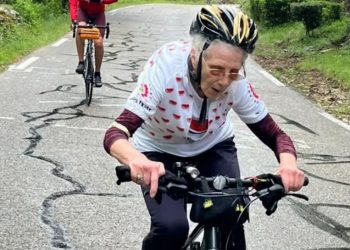 82 წლის ბრიტანელმა ღაზის დასახმარებლად ველომარათონი მოაწყო