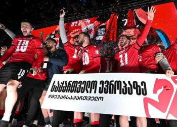 ასეთი რამ მანამდე არ მენახა  – რას ჰყვება საქართველოს ნაკრების მწვრთნელი BBC-თან