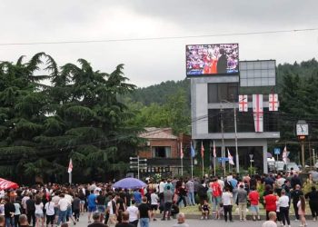 “ზეცაში აჩვენეს ხალხს ფეხბურთი ხაშურში” – გიორგი ჩუბინიძე