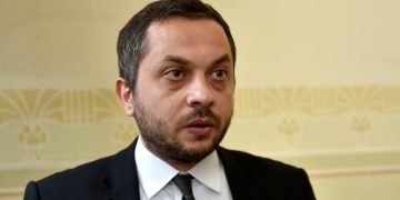 ,,ნუ ნერვიულობთ… ყველა გვარს გვეტყვის“ – ბექა კობახიძე