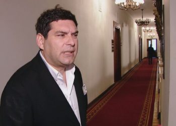 “მეილზე შეტყობინება არავის მისვლია და ეტყობა, ცხენებით გამოუშვეს” – დავითულიანი ამერიკულ სანქციებზე