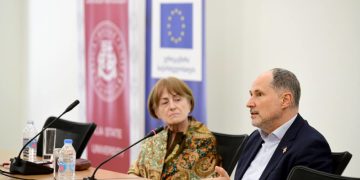 ჰერჩინსკი: ვეცდებით, ზოგიერთი დაფინანსება, რომელსაც ვაძლევთ მთავრობას, არასამთავრობოებზე გადამისამართდეს