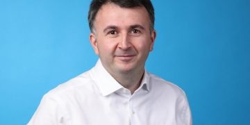 “არავითარი სანქციები არ არსებობს” – ოცნების დეპუტატებს სანქციების ისევ არ სჯერათ
