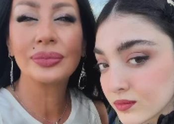 „როგორი ლამაზია, დახვეწილი და ელეგანტური, დედასავით“ – ლელა წურწუმია შვილთან ერთად გადაღებულ კადრებს აქვეყნებს