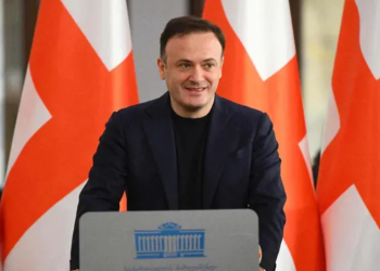 ოპოზიციაში უბედურების ზარმა ჩამოჰკრა, ჩემი ხაბე დამიჩაგრეს, აღარ არის თავმჯდომარე, ხაბე, გამაგრდი, მე შენ გვერდით ვარ – ირაკლი ზარქუა