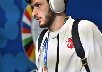 ,, ისევ უნდა მოვხვდეთ ასეთ დიდ ტურნირებზე, იმიტომ, რომ ვიმსახურებთ იმას, სადაც დღეს ვართ” – ხვიჩა კვარაცხელია