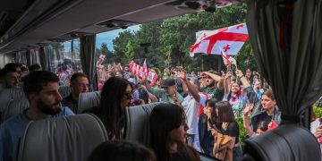 ,, ნამდვილად არ მგონია, რომ სპეციალურად დაუმალეს ხალხს ნაკრების ბიჭები. ფედერაციის უთავბოლობა უფროა, ალბათ” – მერაბ მეტრეველი