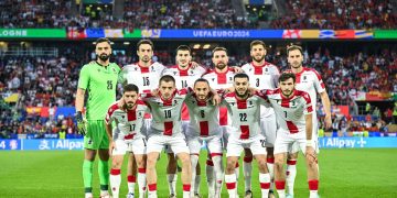 ,, მიუხედავად ხელისუფლის პოლიტიკური შიზოფრენიისა ჩვენ ჩვენი ბიჭები მაინც გვიყვარს და გვეყვარება…” – გია ხუხაშვილი