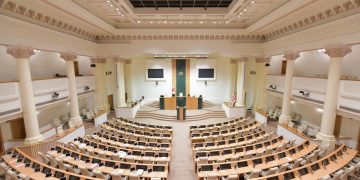 სავალდებულო საბაზო განათლება 9 კლასის ნაცვლად, 10 კლასით განისაზღვრება