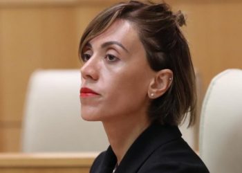 „წითლიძეს ხუთ ოთახიანი ბინა აჩუქეს ვაკეშიო“ – რას წერს ანა წითლიძე