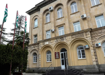 ოკუპირებული აფხაზეთის „პარლამენტიდან“ აპარტამენტების შესახებ კანონპროექტი გაიწვიეს