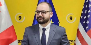 რამდენიმე პოლიტიკურ სუბიექტთან მიმდინარეობს მოლაპარაკებები, მათ შორის არიან დამოუკიდებელი დეპუტატები – გრიგოლ გეგელია