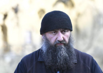 მამა კირიონი გელათში ვიზიტორებისთვის დაწესებულ შეზღუდვებზე