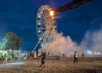 გერმანიაში მუსიკალური ფესტივალის დროს პანორამულ ბორბალს ცეცხლი გაუჩნდა – დაშავებულია 30-ზე მეტი ადამიანი