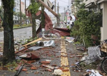 იაპონიაში ტაიფუნს 3 ადამიანი ემსხვერპლა, 79 კი დაშავდა, ხუთ მილიონზე მეტ ადამიანს ევაკუაციისკენ მოუწოდეს