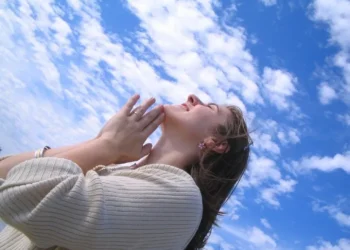 რა უნდა გააკეთოთ 15 საათსა და 12 წუთზე – ასტროლოგები ამბობენ, რომ 4 აგვისტოს ამ დროს სურვილების ასრულების ალბათობა დიდია