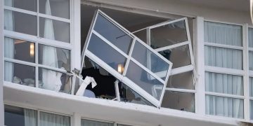 ავსტრალიაში ვერტმფრენი სასტუმროს შეეჯახა, პილოტი დაიღუპა