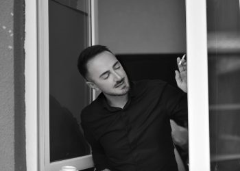 ,, რეკავენ და გეუბნებიან რომ თქვენი შვილი მოყვა ავარიაში” – არჩილ სოლოღაშვილი მოქალაქეებს აფრთხილებს