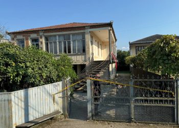 ,,მეზობელთან რა დაინახა, არ ვიცი, გამოქცეულა, ქმარს ეძახდა, გამოდი მომკლესო”- სამტრედიაში მომხდარი მკვლელობის ახალი დეტალები