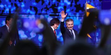 რატომ მიმართა ივანიშვილმა მხარდამჭერებს ტყვიაგაუმტარი ტრიბუნიდან? – კობახიძის განმარტება