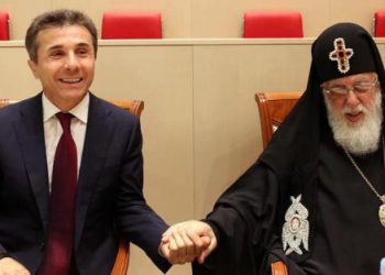 “არც ესე მკაცრად არ დგას საკითხი” – ანდრია ჯაღმაიძე მართლმადიდებლობის სახელმწიფო რელიგიად გამოცხადების მოლაპარაკებებზე