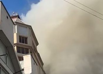 გლდანში, სავაჭრო ცენტრში ხანძარია