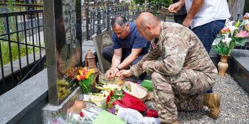 “მათ სახელებს დავიწყება არ უწერია” – ლანჩხუთში რუსეთთან ომში დაღუპულთა ხსოვნას პატივი მიაგეს